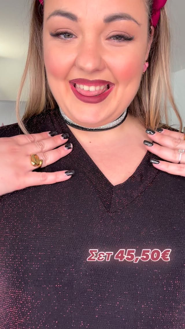 Σετ απόλυτα λαμπερό και γιορτινό ενώ είναι και ελαστικό ! Το το βρεις στα 45,50€ διαθέσιμο στο σάιτ μας 

📨Παράγγειλε τα τώρα με ένα μόνο μήνυμα ή μέσα από το site μας 
www.curvita.gr !
✨
 #curvitagr #curvyfashion #vassiaglam