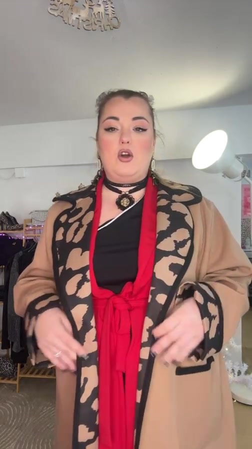 Live Bazaar έως και την Κυριακή με τον κωδικό
 ➡️DRAXMODEAL ⬅️-30% έκπτωση σε όλο το σάιτ ! 

📨Παράγγειλε τα τώρα μέσα από το site μας 
www.curvita.gr !
✨
 #curvitagr #curvyfashion #vassiaglam