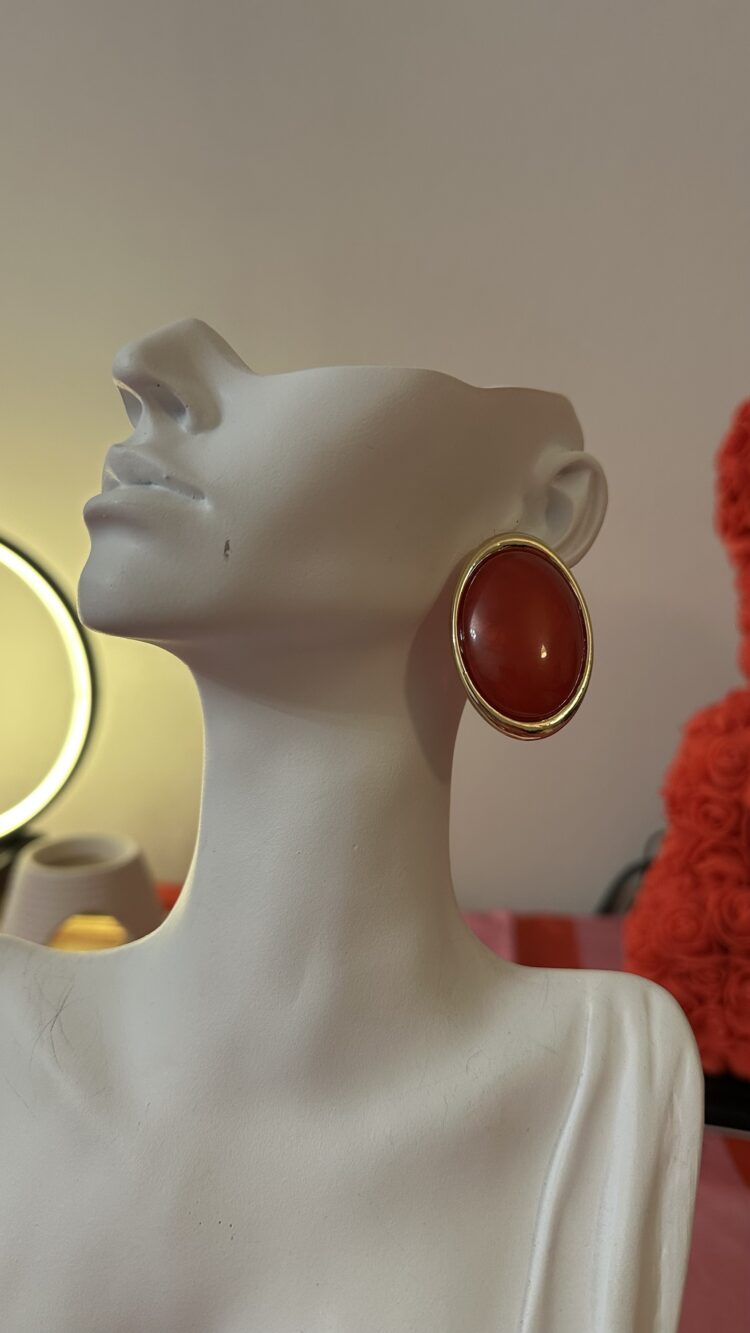 Σκουλαρίκια από ατσάλι με κόκκινη πέτρα (2901261)